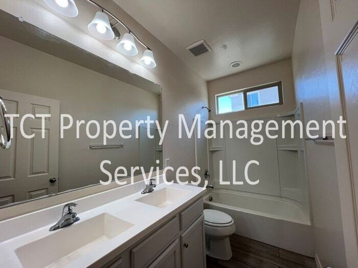 4229 W Coles Rd - Photo 4 of 10
