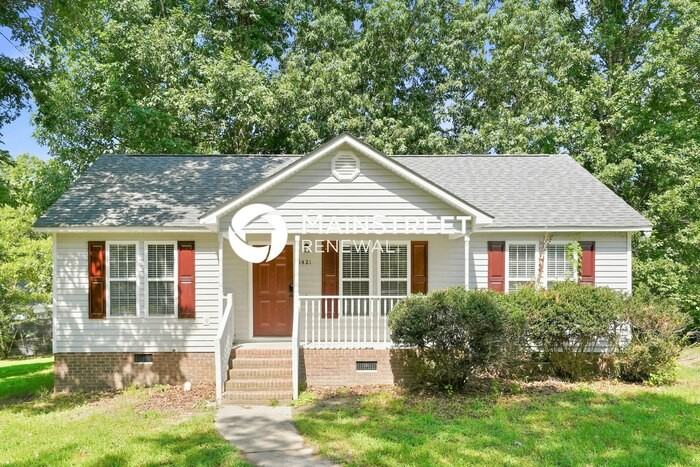 1421 Mandolin Pl