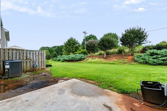 3677 Prospect Point Dr - Photo 4 of 30