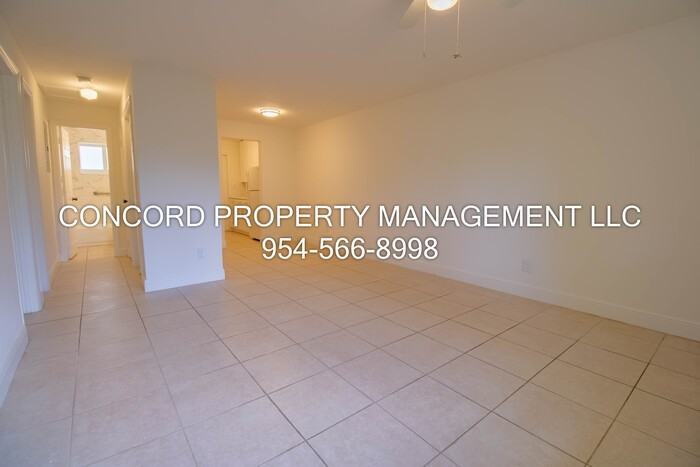 1831 Park Ln #3 - Photo 2 of 12