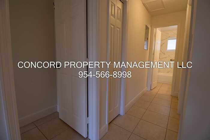 1831 Park Ln #3 - Photo 7 of 12