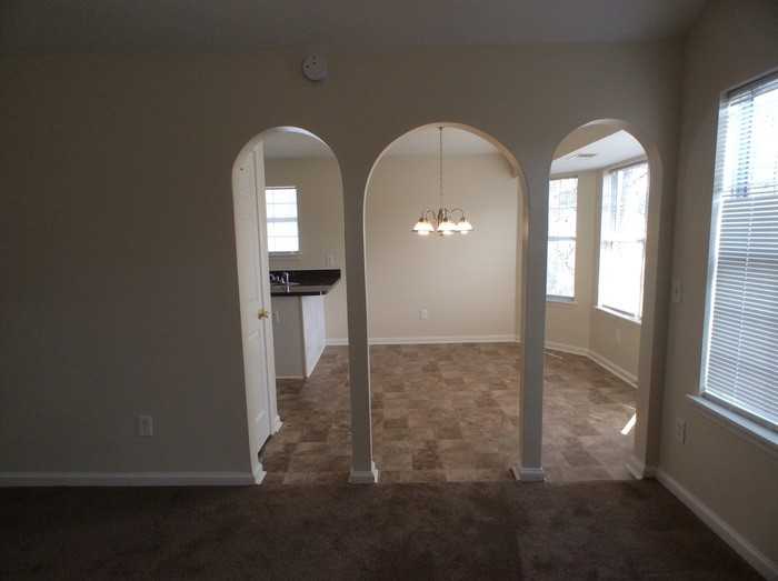 4033 Rhinehart Ct - Photo 3 of 36