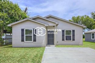 905 Olive St - Photo 1 of 1