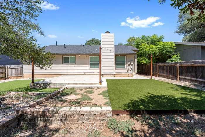 9005 Curlew Dr - Photo 3 of 15