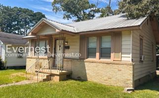 featured image of 3611 Georgia Ave