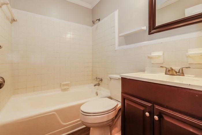 510 Golf Rd - Photo 7 of 11