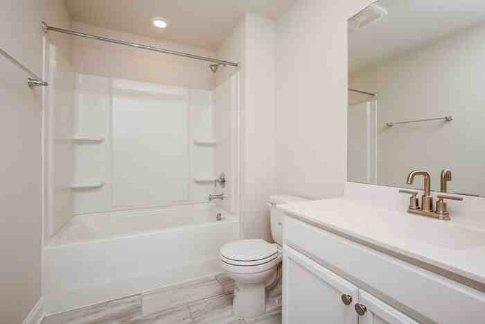 2464 Elmcroft Ave - Photo 6 of 41