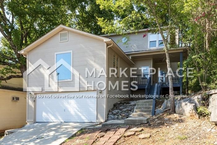 531 Farmingdale Rd Se - Photo 2 of 31