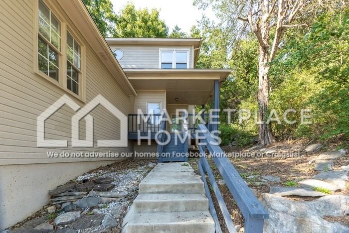 531 Farmingdale Rd Se - Photo 3 of 31