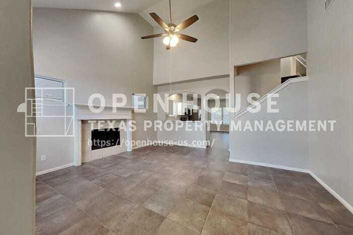 25819 Oakridge Forest Ln - Photo 4 of 22