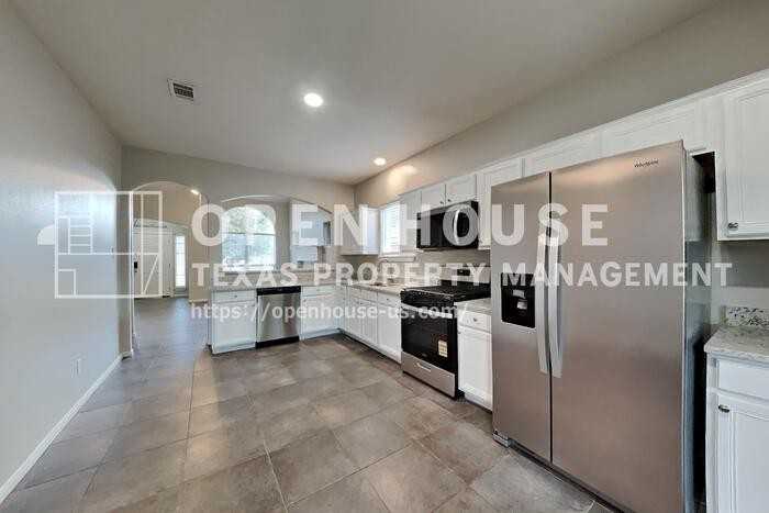 25819 Oakridge Forest Ln - Photo 7 of 22