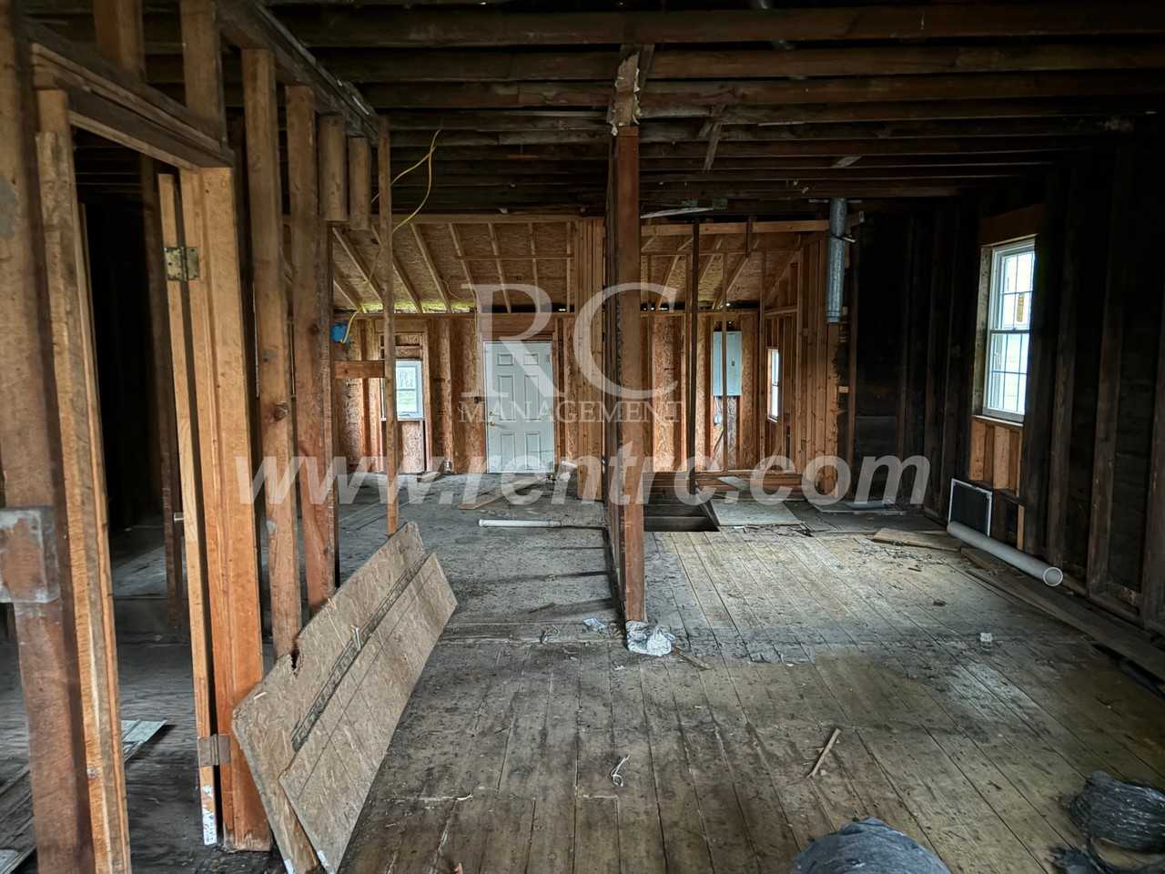 719 E Mccracken Ave #NA - Photo 4 of 5