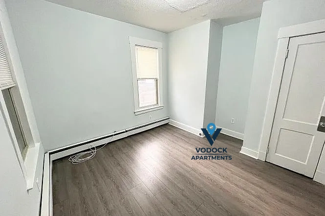 39 Shepard St #1 - Photo 7 of 14