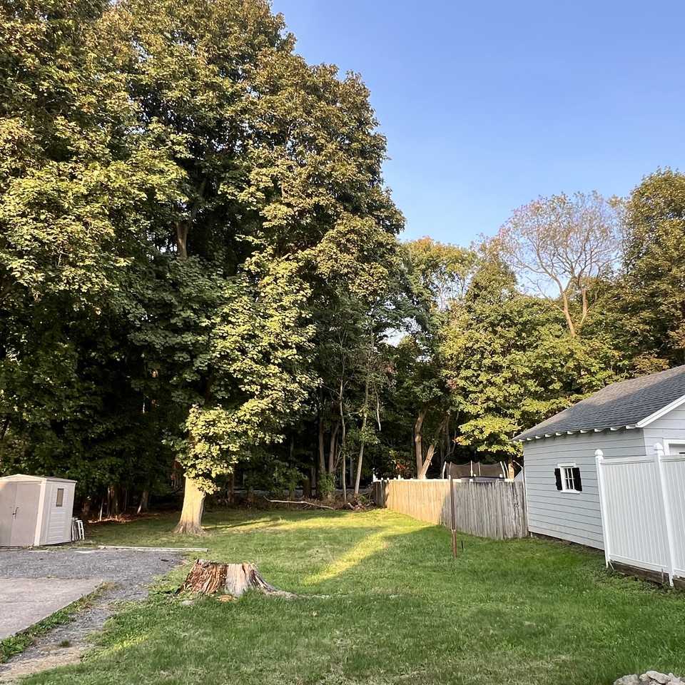 31 Higby Rd #NA - Photo 2 of 12