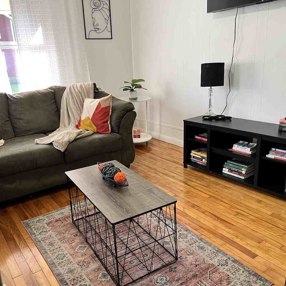 33 Higby Rd #NA - Photo 5 of 9