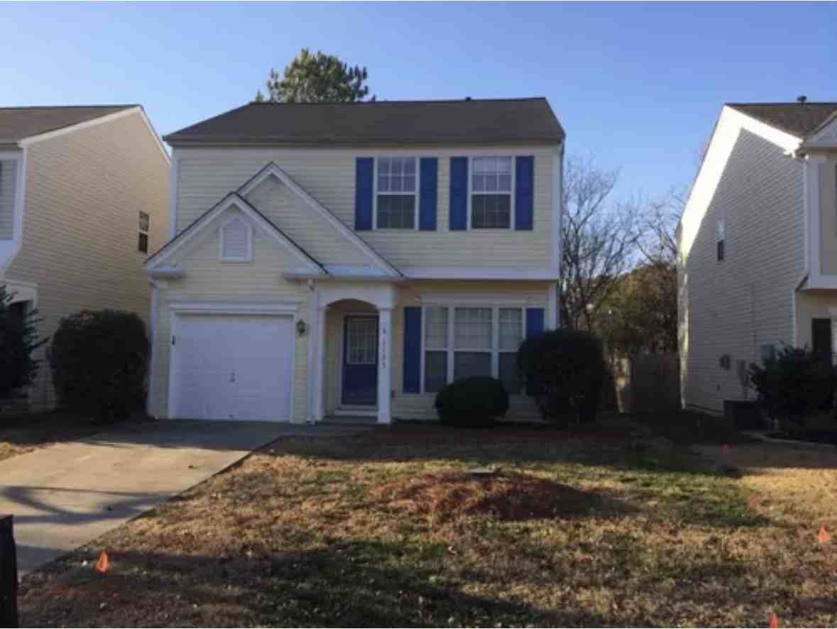 1725 Taynton Cir Nw #NA - Photo 4 of 9