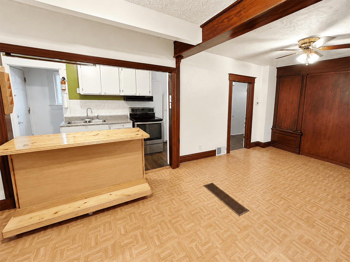 111 S Homer St #NA - Photo 5 of 26