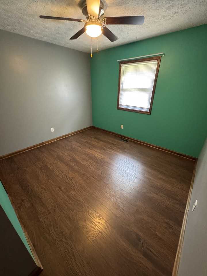 941 Stonegate Rd #NA - Photo 3 of 20
