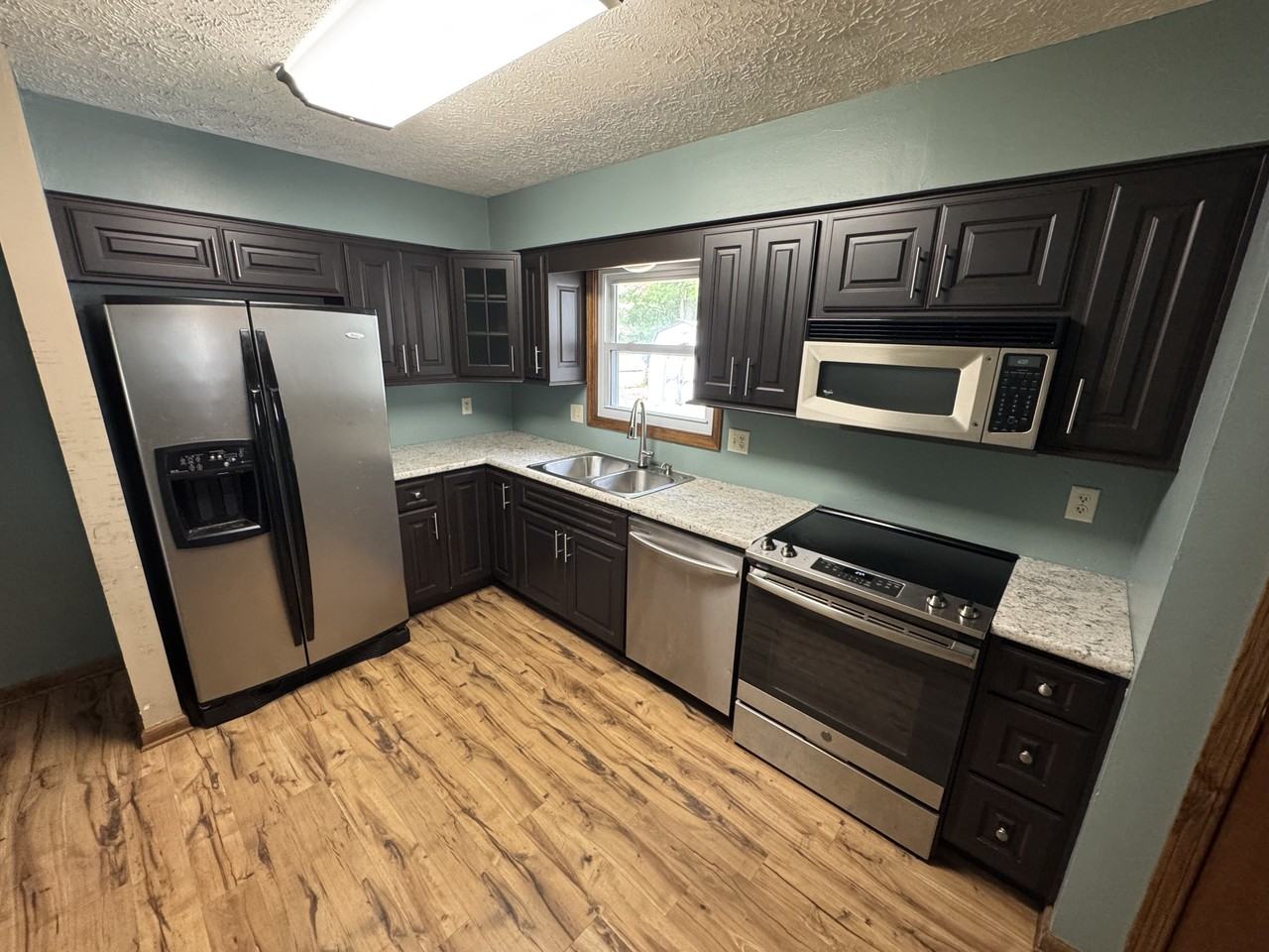 941 Stonegate Rd #NA - Photo 5 of 20