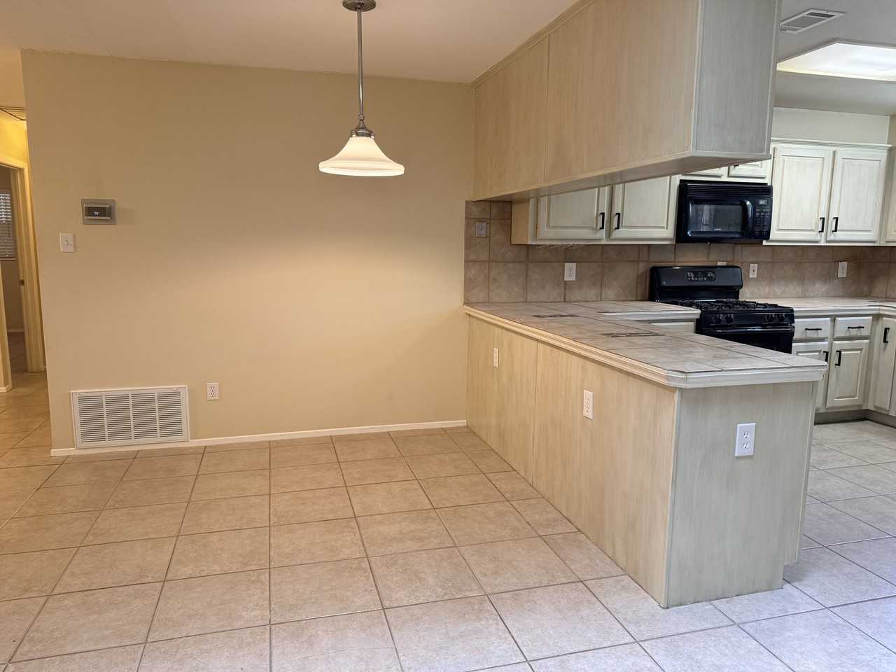 7907 Dunn St #NA - Photo 4 of 21