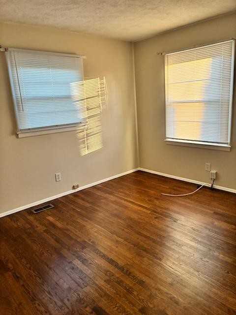 1040 Clanton Rd #NA - Photo 5 of 7