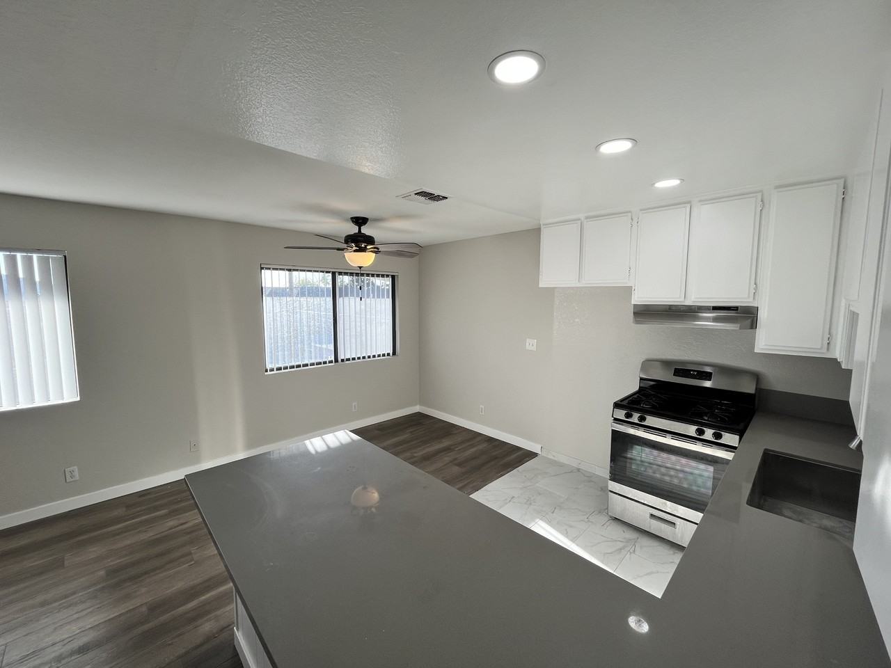 623 E Cedar Ave #J - Photo 6 of 22