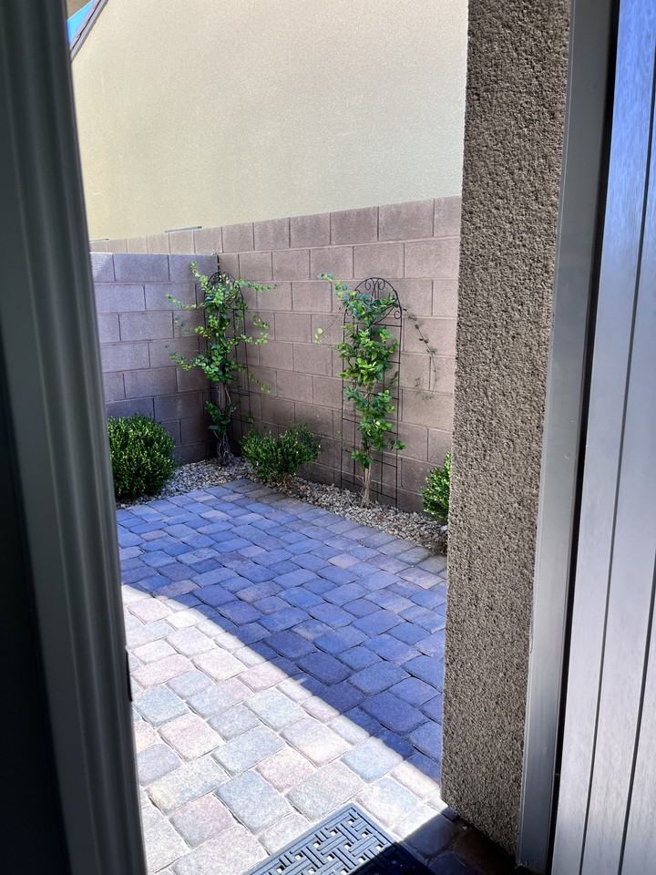 118 Nine Mile Creek Dr #NA - Photo 2 of 10