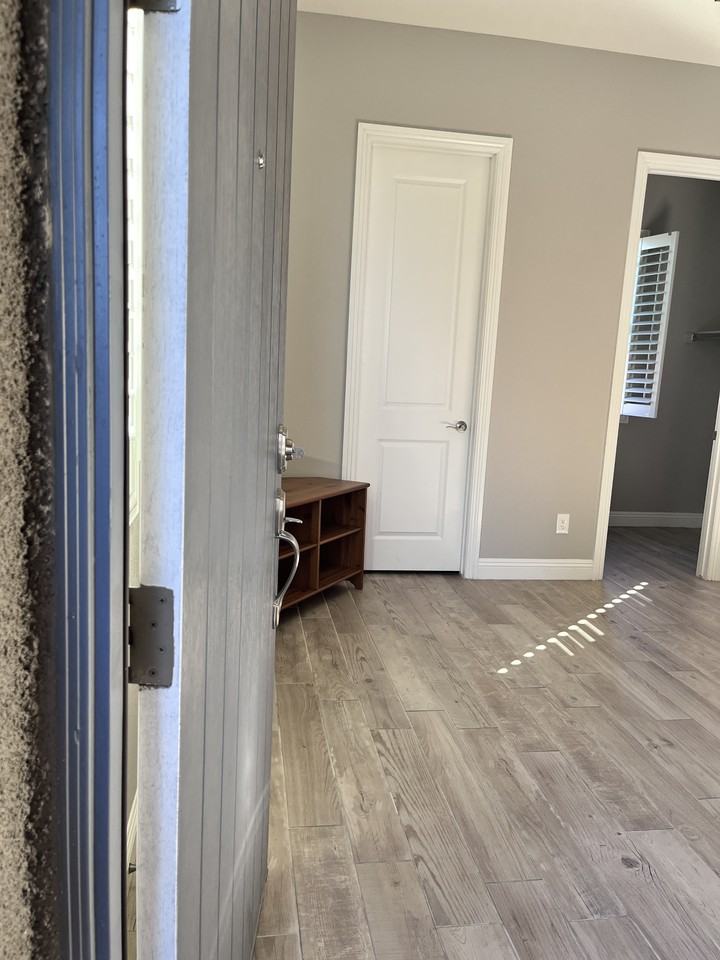 118 Nine Mile Creek Dr #NA - Photo 3 of 10