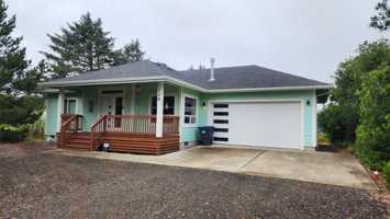 featured image of 109 N Port Loop Nw #NA
