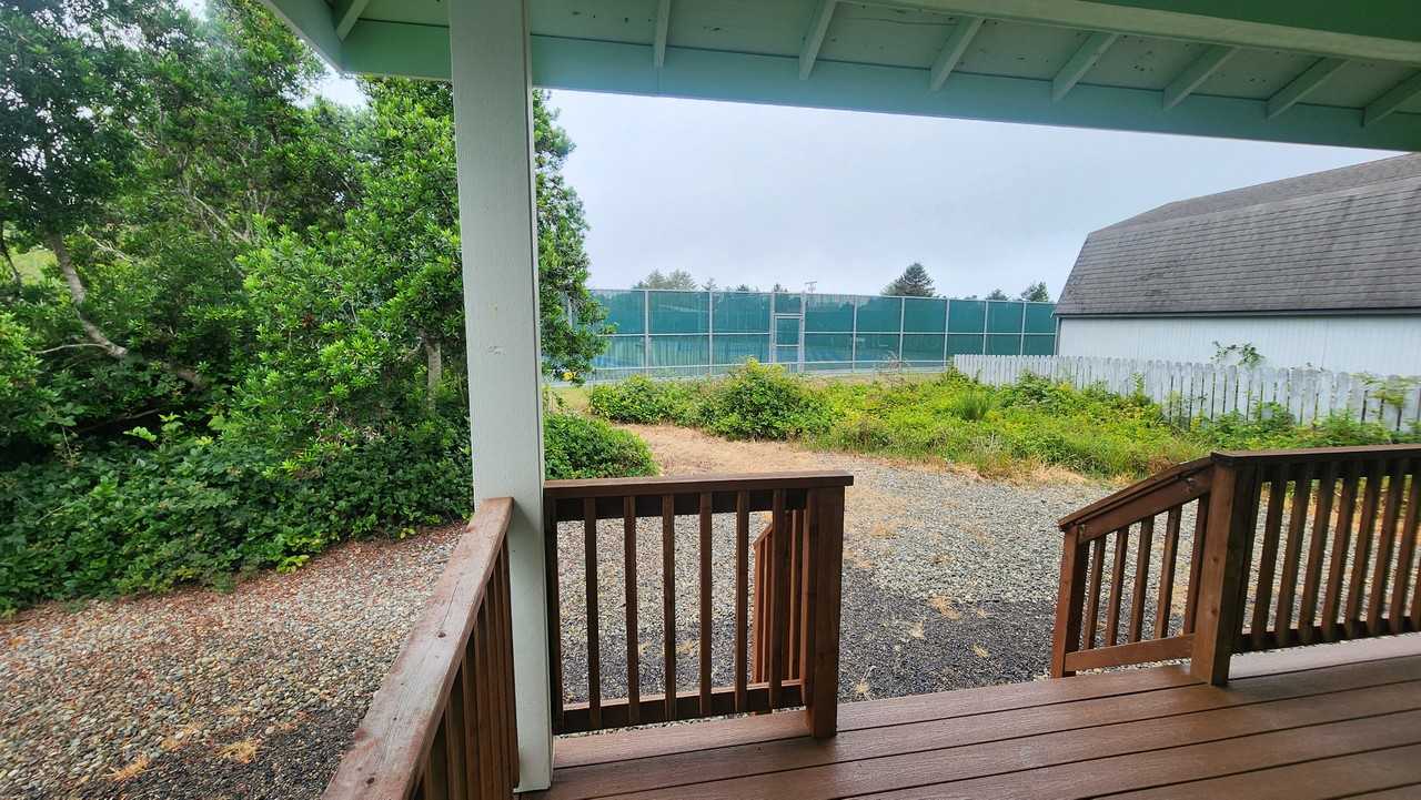 109 N Port Loop Nw #NA - Photo 3 of 6