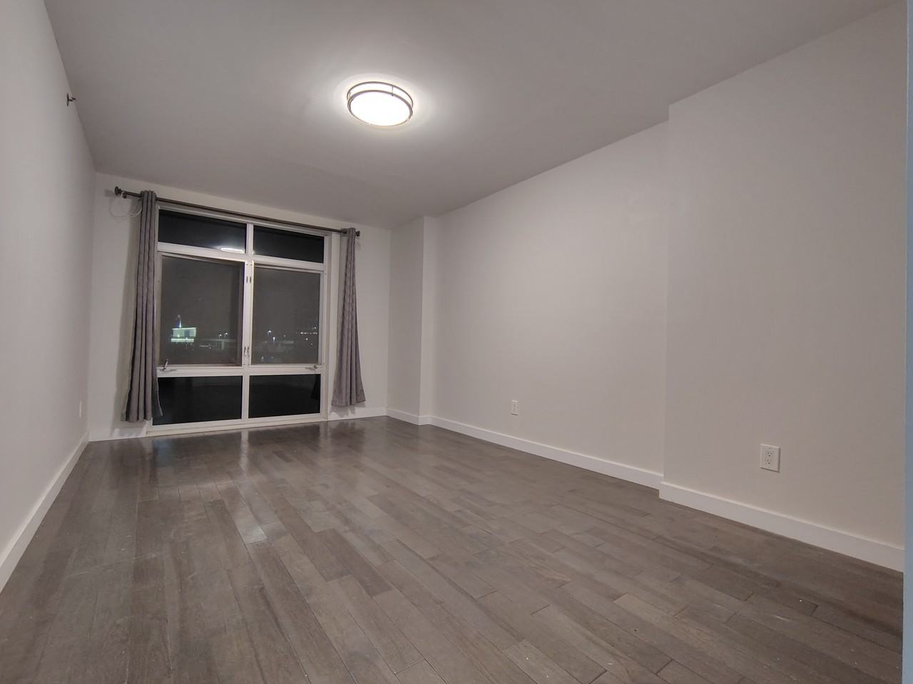 9745 63rd Dr #4FL - Photo 2 of 6