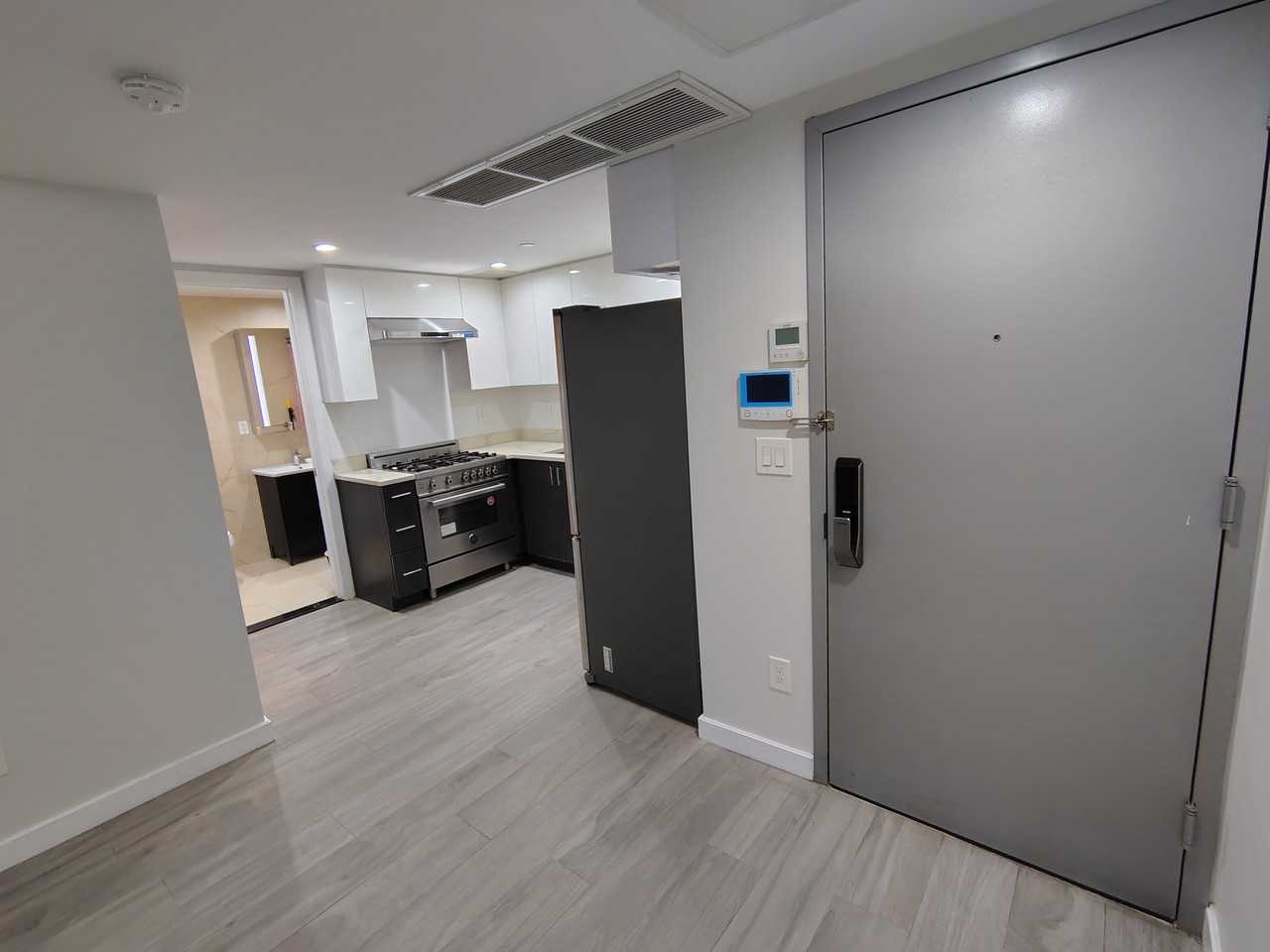 9745 63rd Dr #4FL - Photo 6 of 6