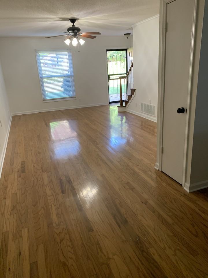 1233 Chamberlain Dr - Photo 6 of 8