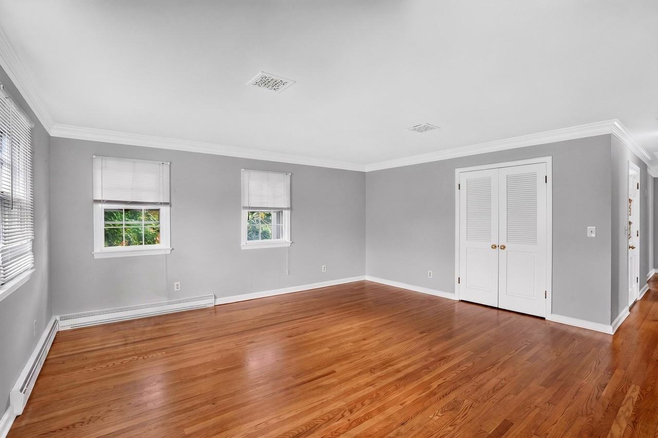 169 Mountain Ave #2ndFL - Photo 5 of 15