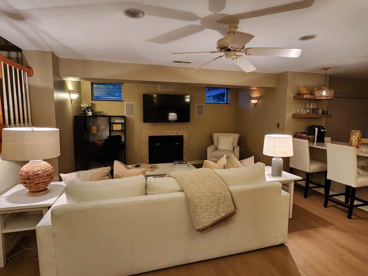 3530 Foxhall Dr - Photo 4 of 11