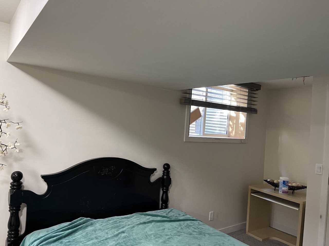 1409 Summit St Sw - Photo 5 of 10
