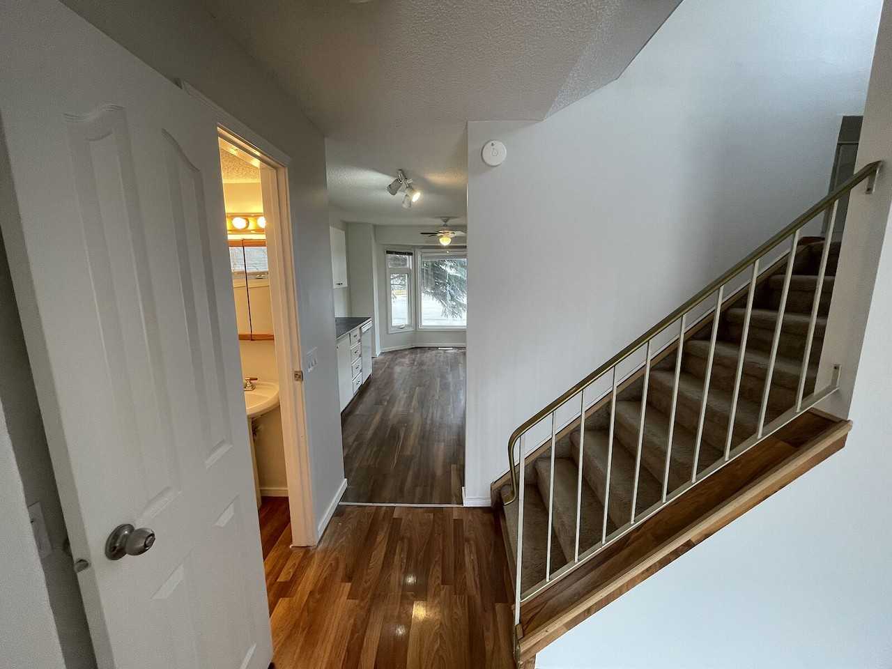 20 Mckernan Pl Se - Photo 6 of 22