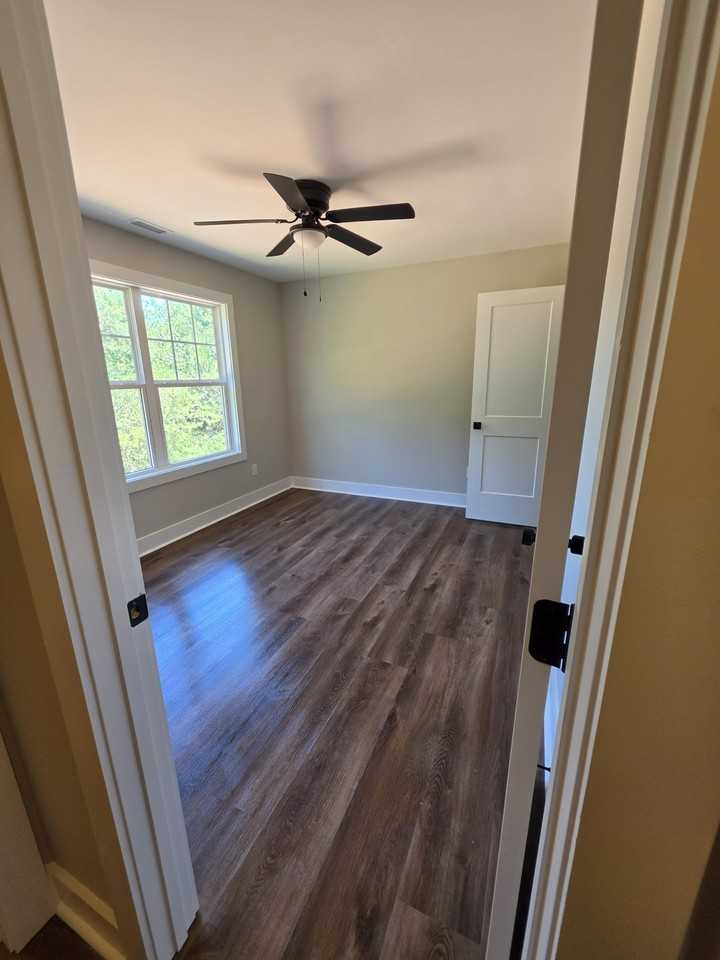 4276/4278 Rhoney School Rd #B - Photo 5 of 18