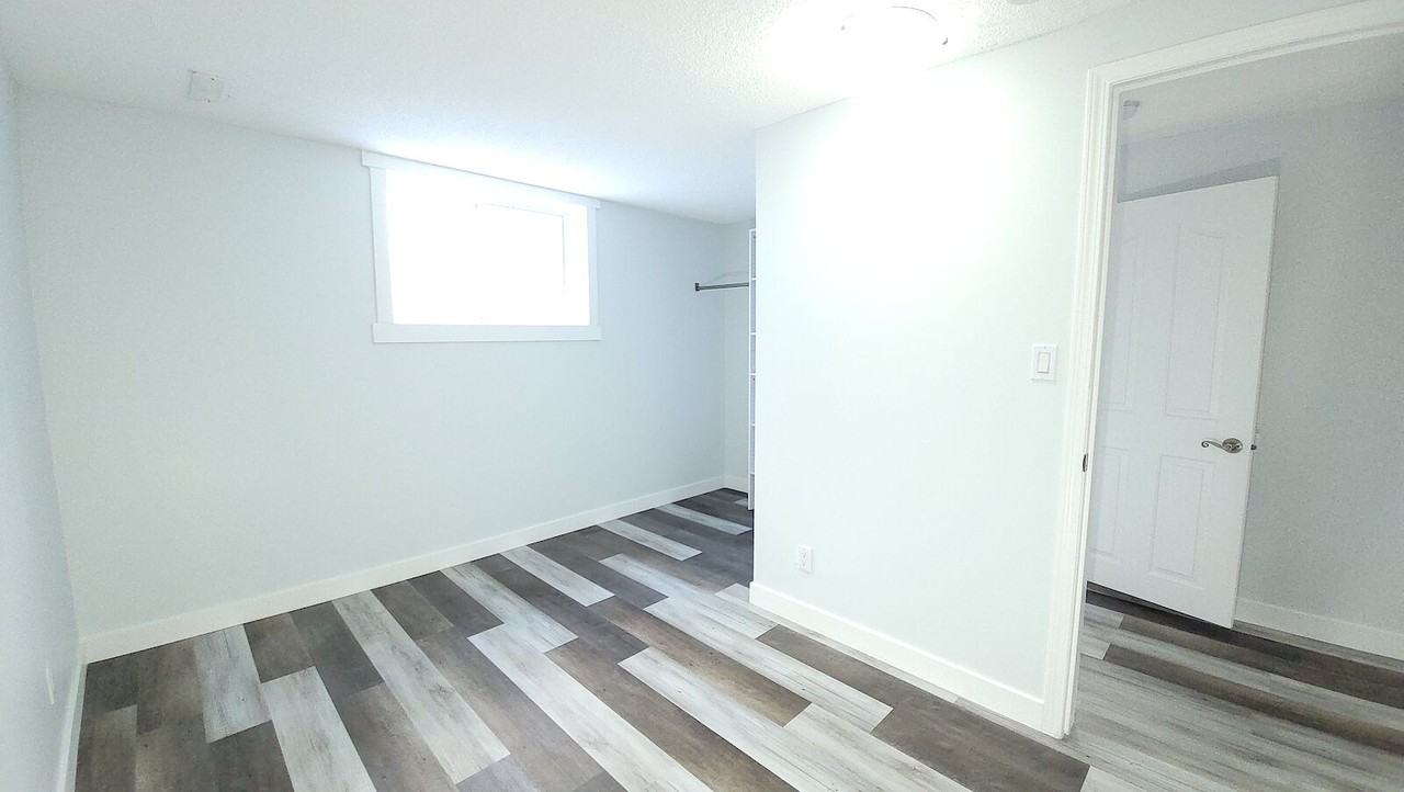 343 Penworth Way Se - Photo 4 of 10