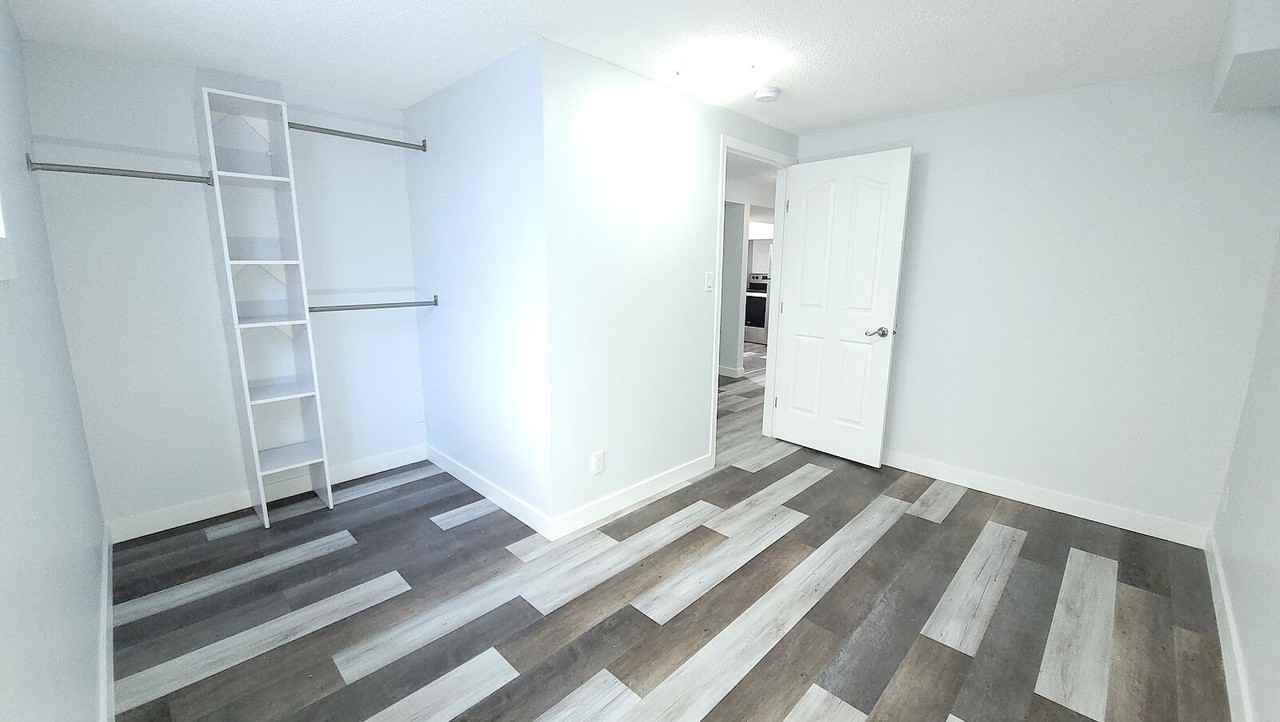 343 Penworth Way Se - Photo 5 of 10