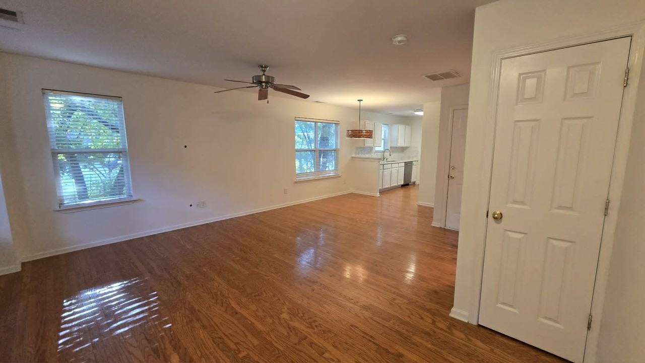 520 Patterson St - Photo 4 of 22