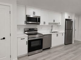 featured image of 256 Livingston View Nw
