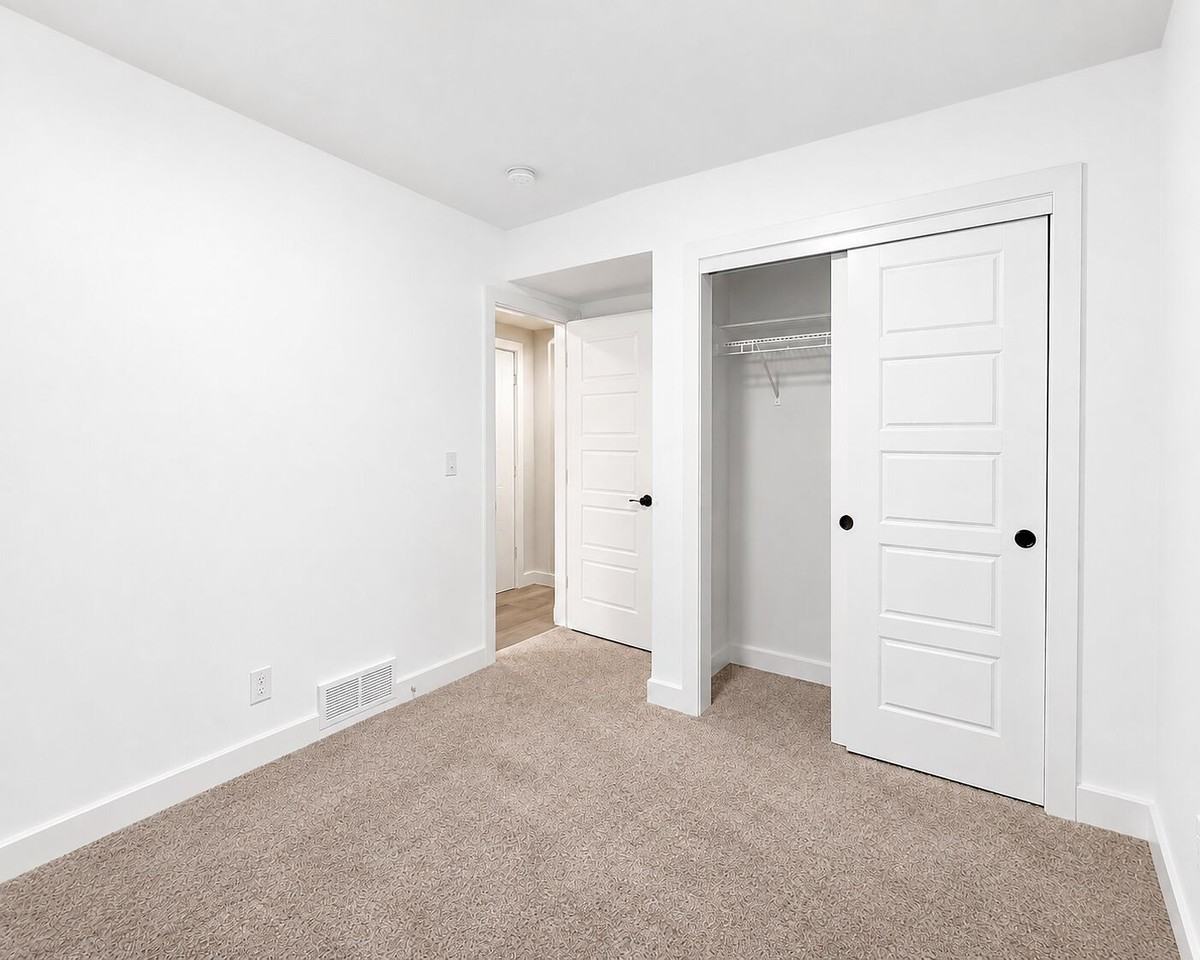 256 Livingston View Nw - Photo 3 of 8
