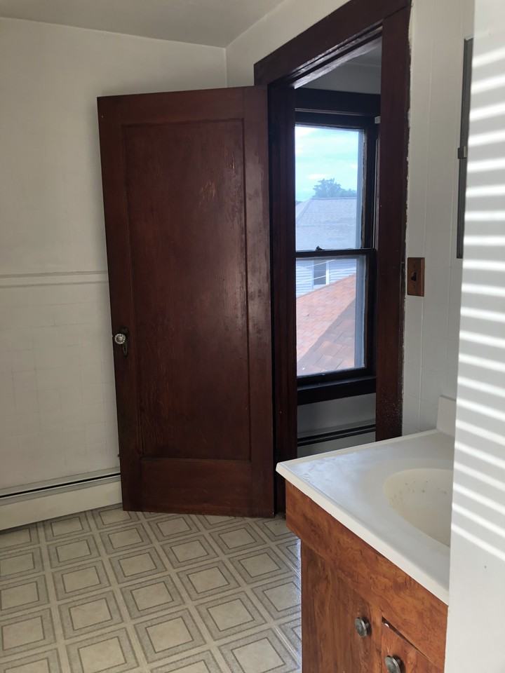 327 Floral Ave #NA - Photo 3 of 16
