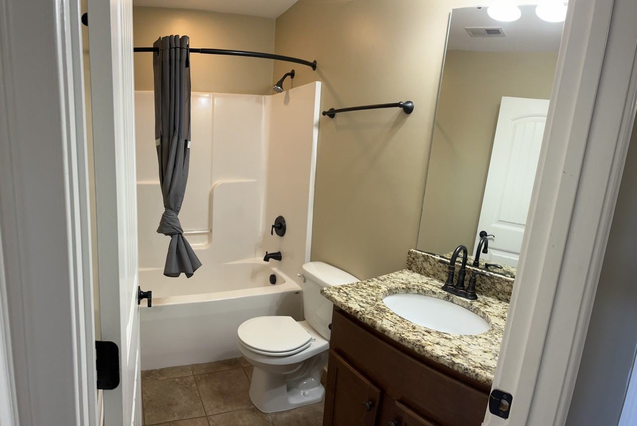 3430 Maple Wood Dr #NA - Photo 3 of 27