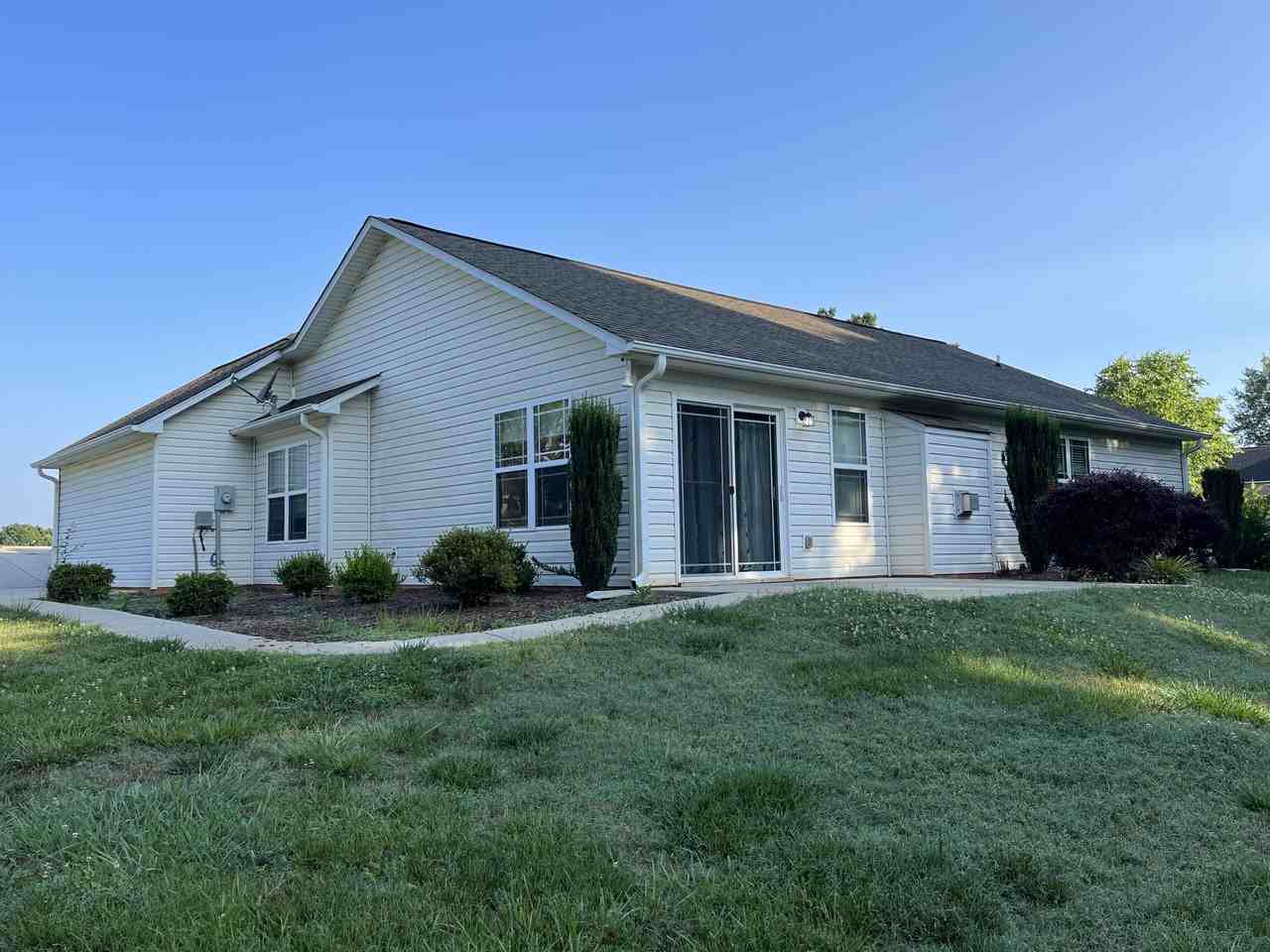 3430 Maple Wood Dr #NA - Photo 7 of 27