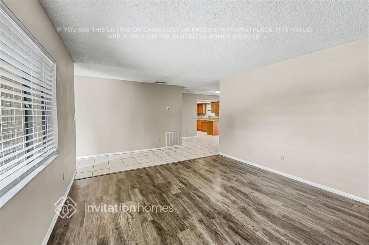 819 Centerwood Ct - Photo 5 of 18