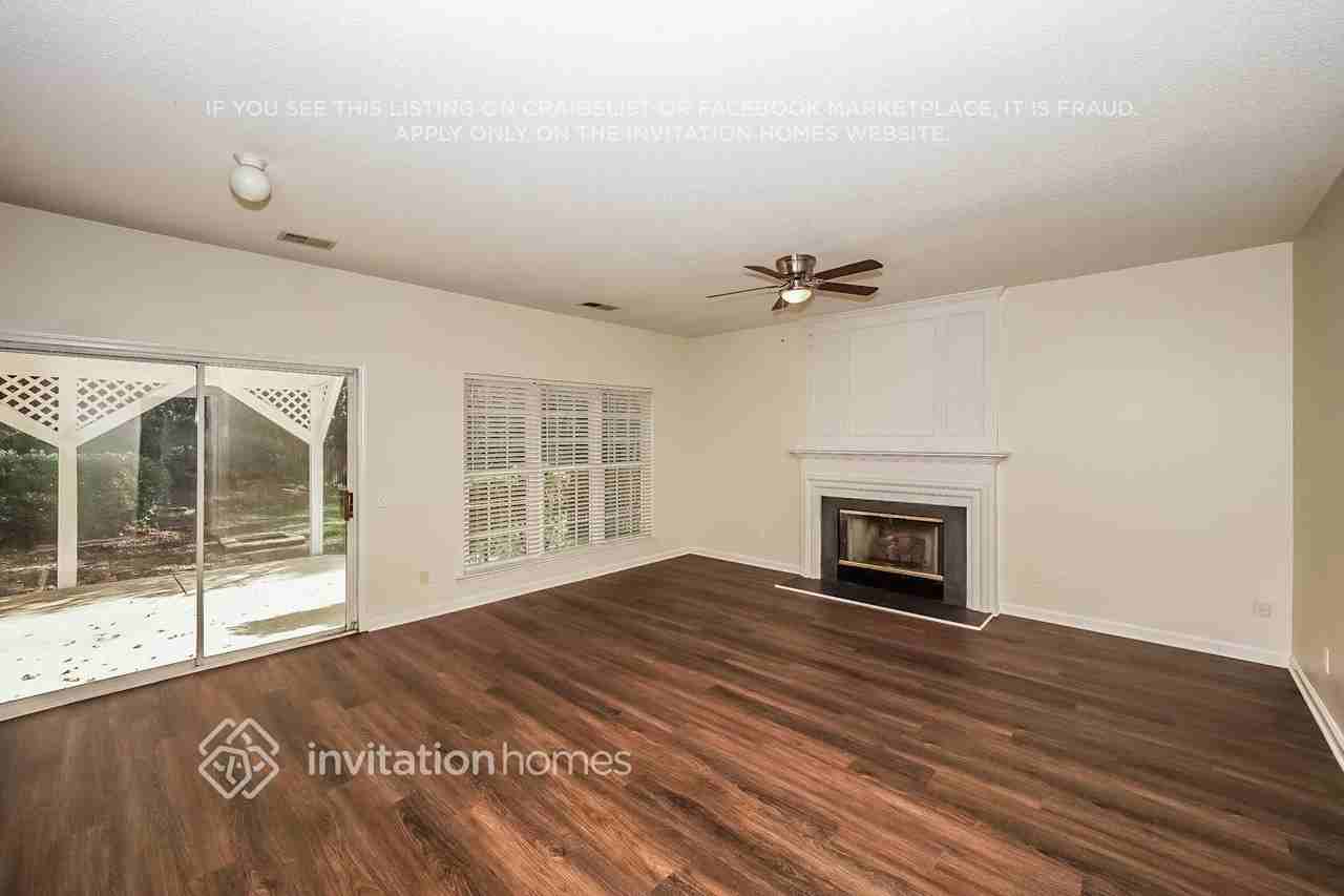 13410 Kibworth Ln - Photo 5 of 18