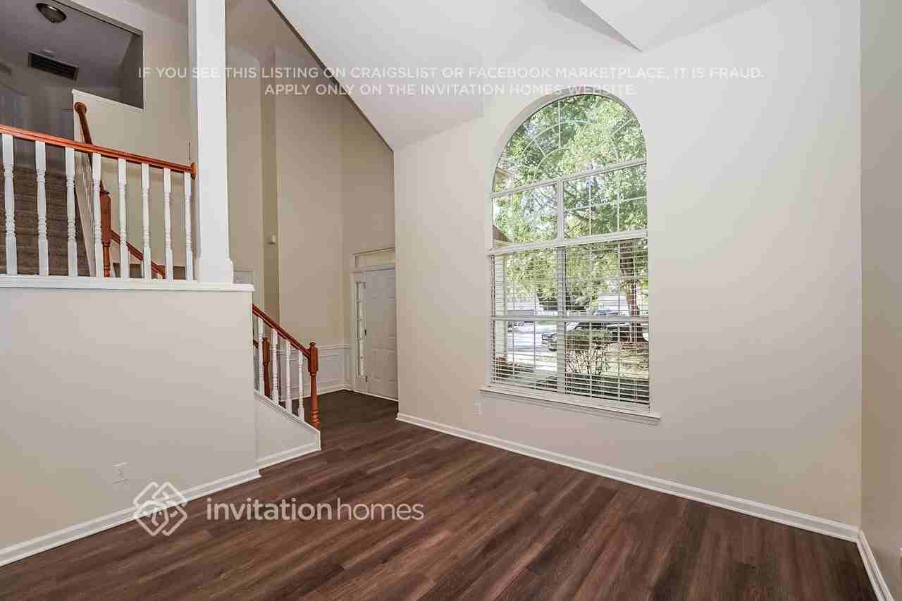 13410 Kibworth Ln - Photo 7 of 18