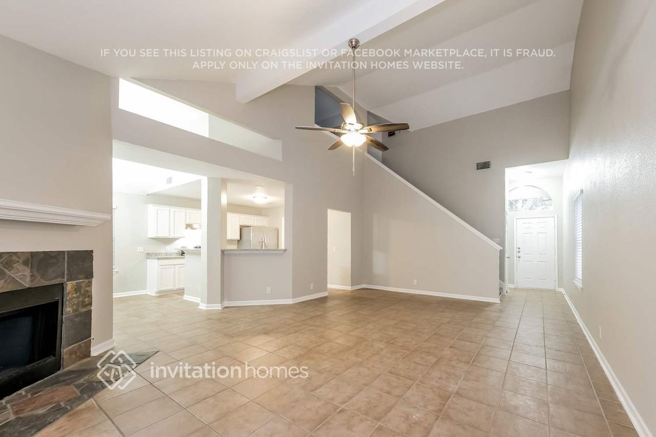 21414 Grand National Ave - Photo 2 of 14